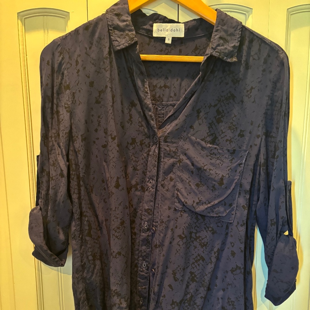 Bella Dahl S women's blouse navy & black